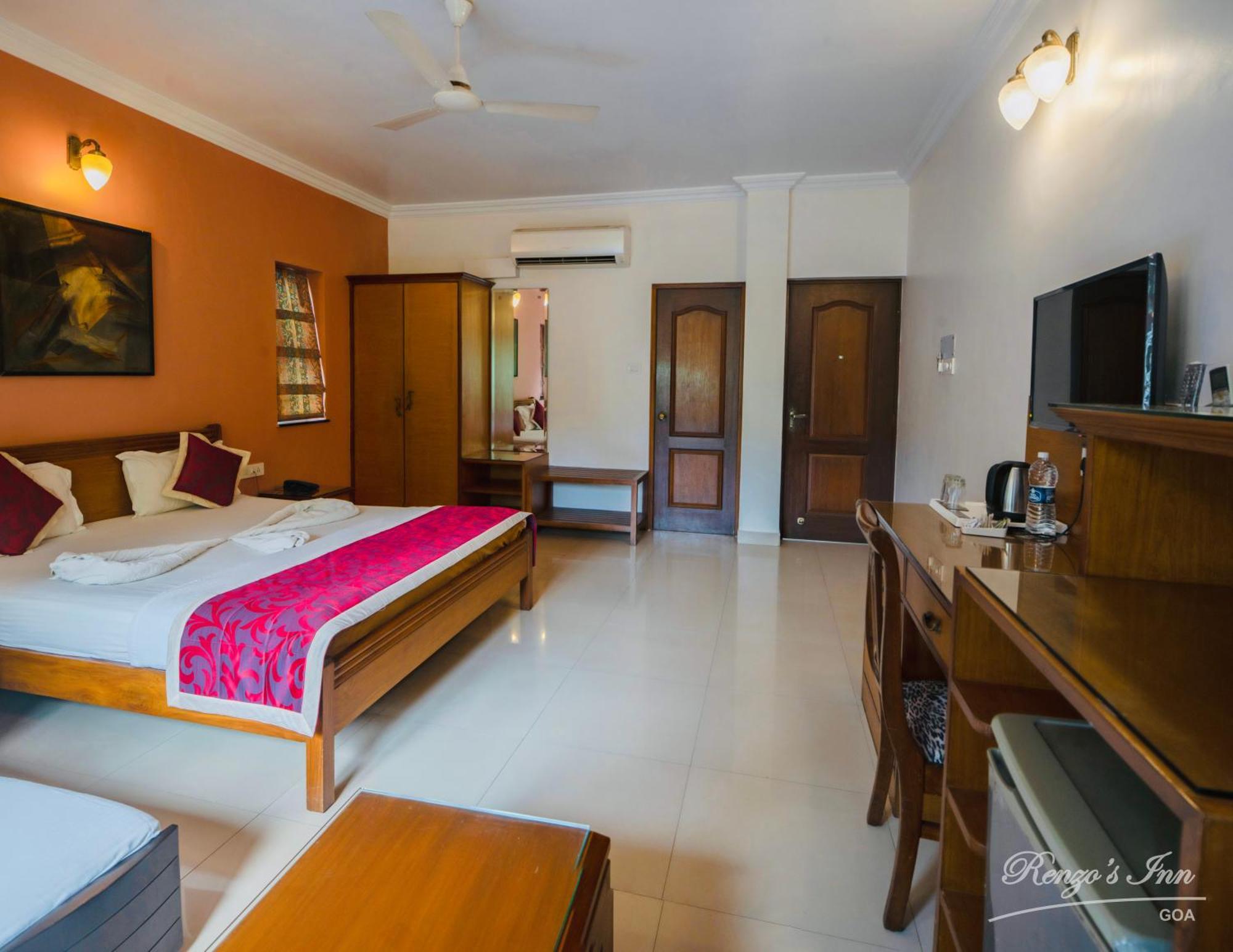 Renzo'S Inn Calangute Εξωτερικό φωτογραφία