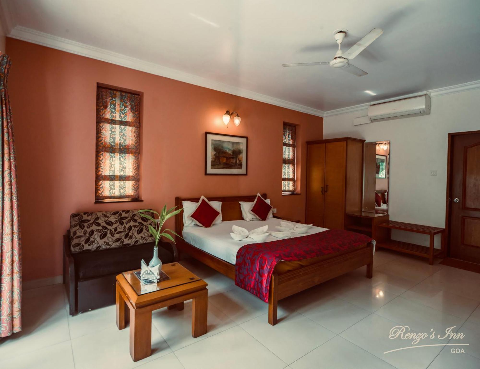 Renzo'S Inn Calangute Εξωτερικό φωτογραφία